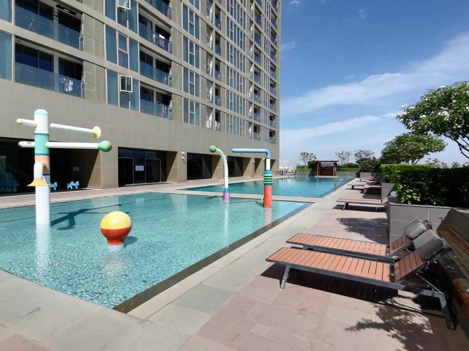 Impian II - The Peak Residence Phnom Penh Exterior photo